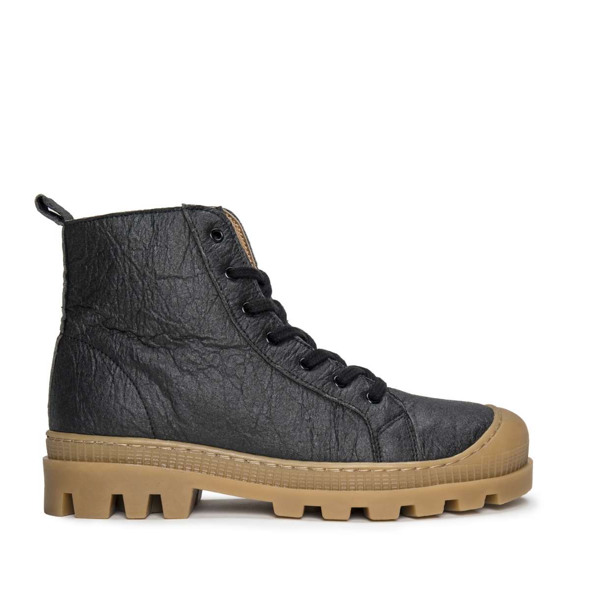 Vegan sneakers boots | Shopping | Noah Piñatex Black sneaker boots Noah_Pinatex_Black